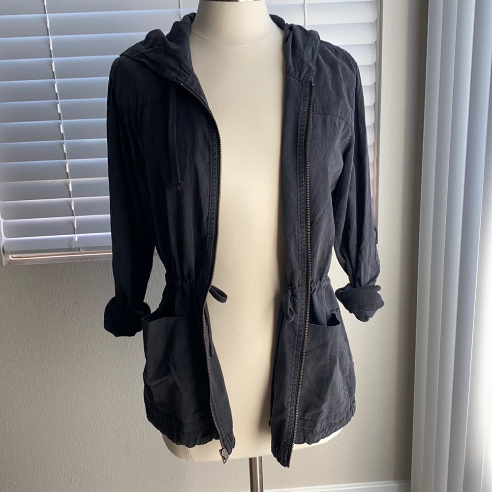 NWOT James Perse light parka